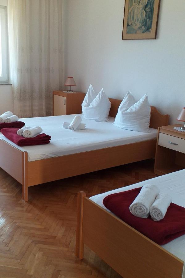 Apartments By The Sea Dramalj, Crikvenica - 2376 ภายนอก รูปภาพ
