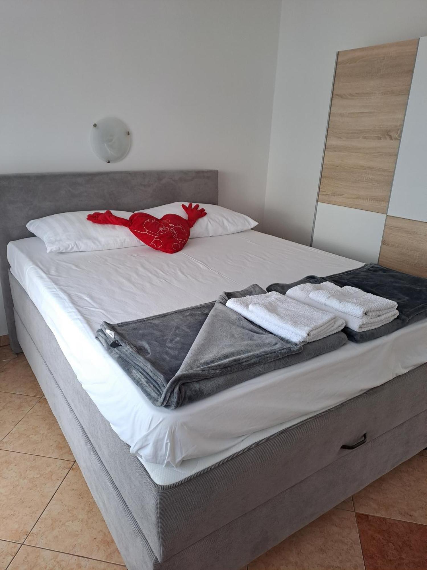 Apartments By The Sea Dramalj, Crikvenica - 2376 ห้อง รูปภาพ